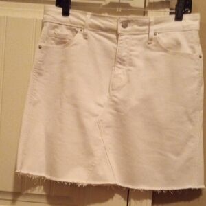 Old Navy Sz8 White Denim Skirt